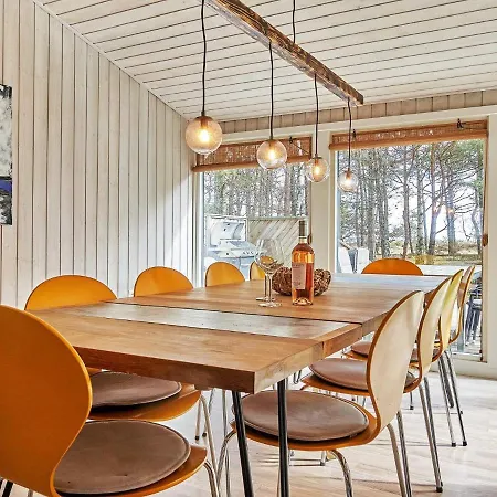 Five-bedroom Holiday In Nexo 3 *