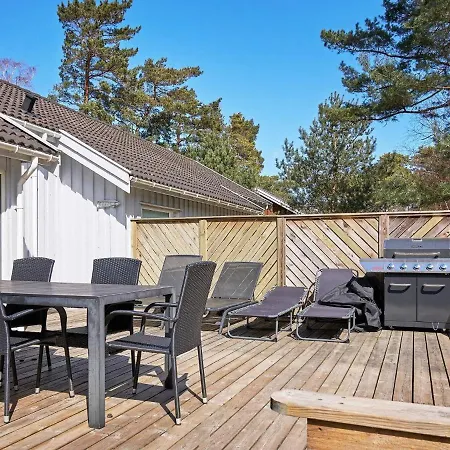 Five-bedroom Holiday In Nexo 3